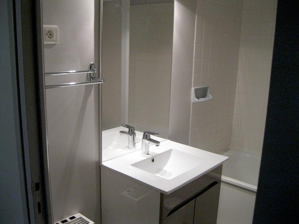 Vvf Super-Besse Auvergne Sancy Room photo
